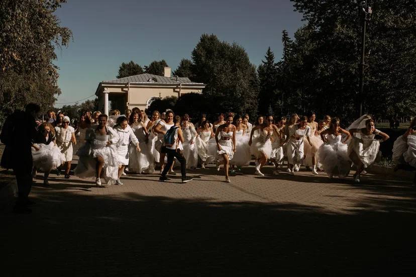Сотрудники MVS среди участников просветительского марафона по профилактике рака «Бегущая невеста»