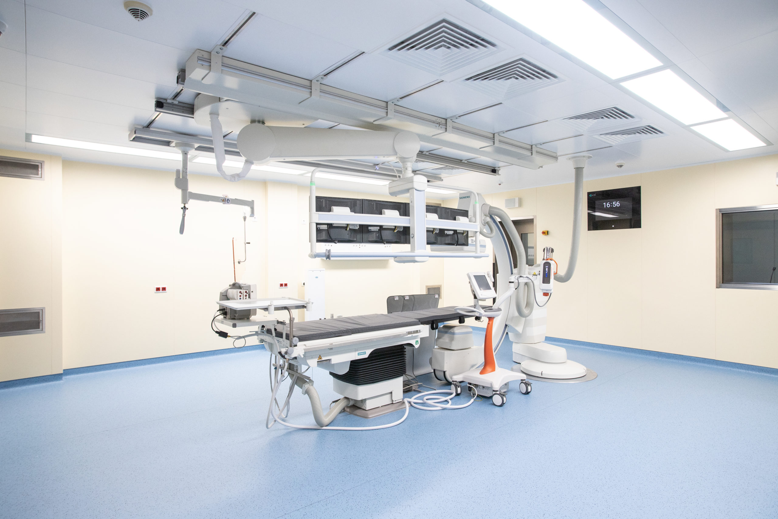 Интегрированная рентгенохирургическая операционная MVS в Интегрированная рентгенохирургическая операционная MVS в ФГБУ 